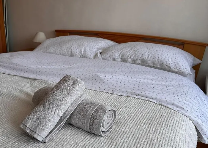 Paradise Near Vienna 3 Room&balcony Appartement