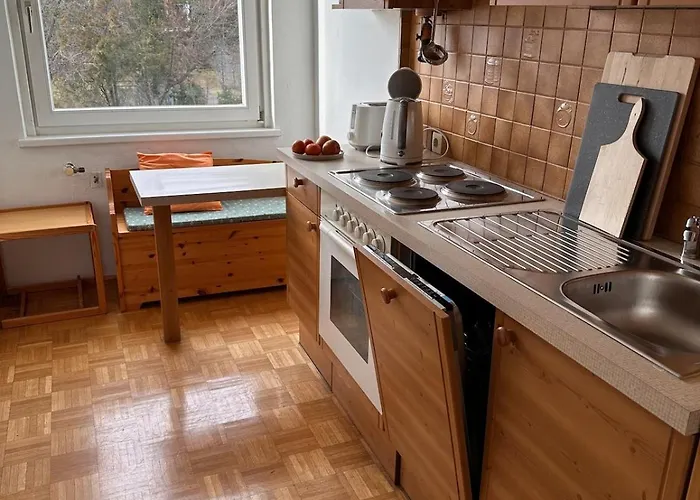 Paradise Near Vienna 3 Room&balcony Appartement